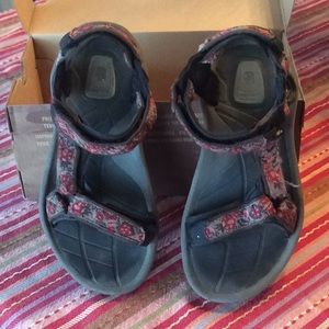 Teva Sandals size 7